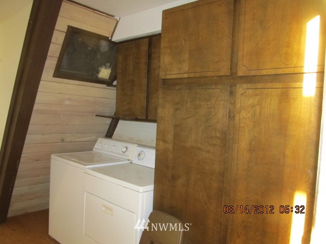 1035 Carroll Road Kelso, WA 98626 - Photo 8 of 14 Gallery Image 8