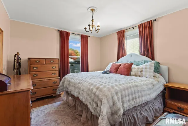 $159,900 | 525 West Ash Street, Chillicothe, IL 61523