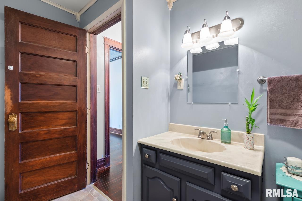 525 West Ash Street Chillicothe, IL 61523 - Photo 26 of 42