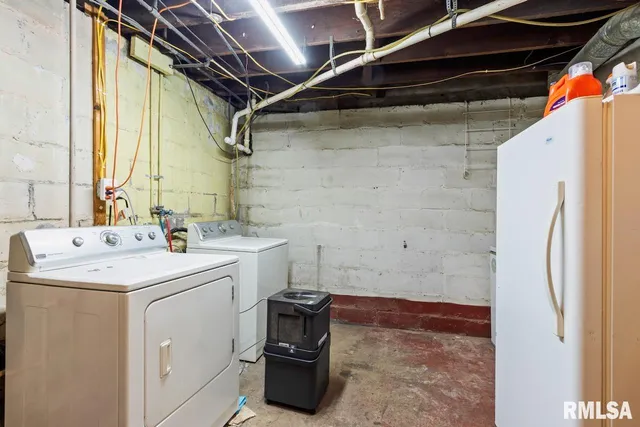 $159,900 | 525 West Ash Street, Chillicothe, IL 61523