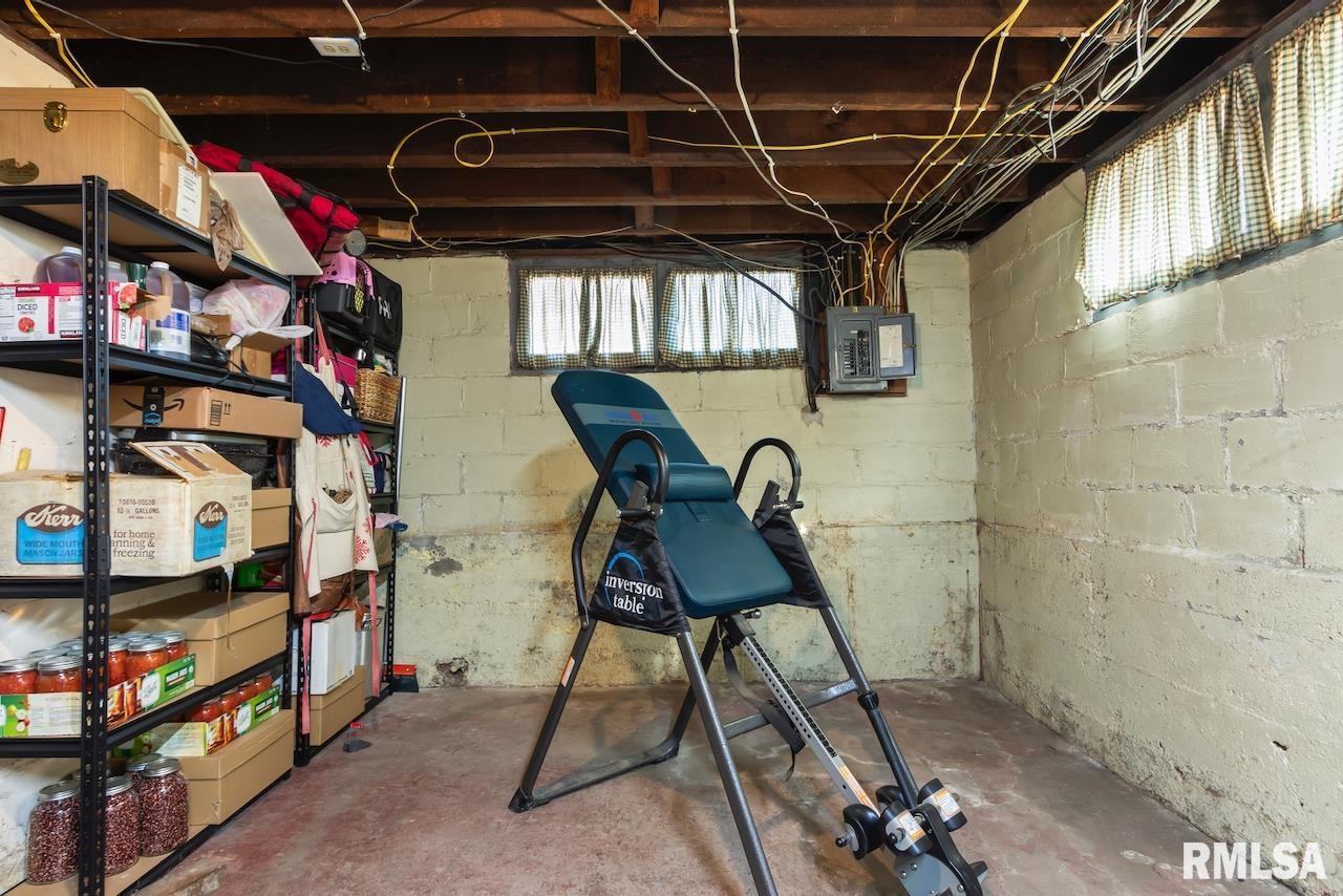 525 West Ash Street Chillicothe, IL 61523 - Photo 28 of 42