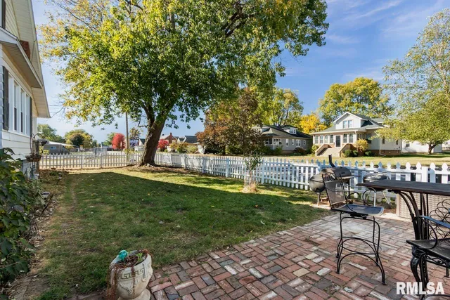 $159,900 | 525 West Ash Street, Chillicothe, IL 61523