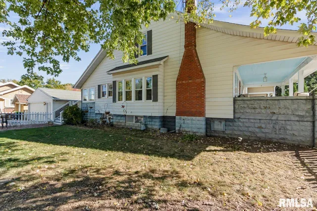 $159,900 | 525 West Ash Street, Chillicothe, IL 61523