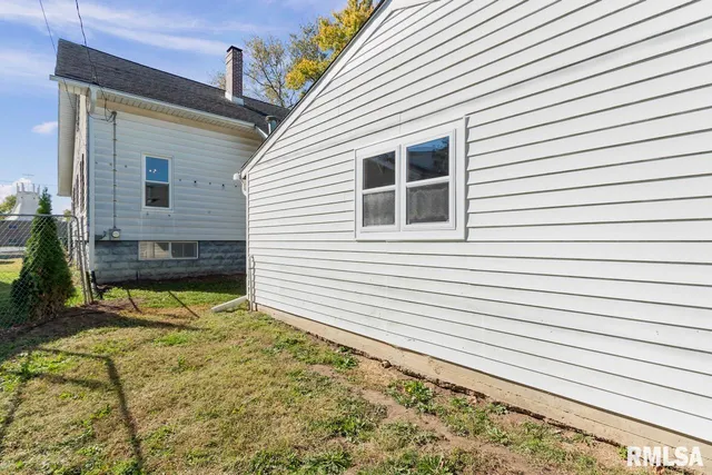 $159,900 | 525 West Ash Street, Chillicothe, IL 61523