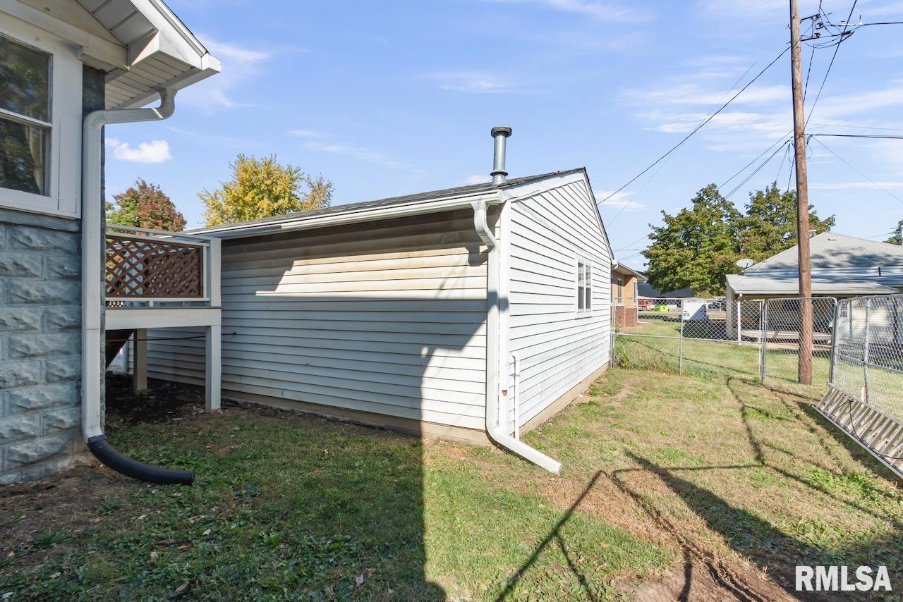 525 West Ash Street Chillicothe, IL 61523 - Photo 36 of 42