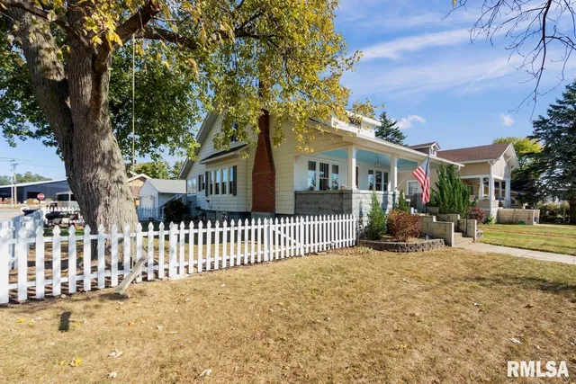 $159,900 | 525 West Ash Street, Chillicothe, IL 61523