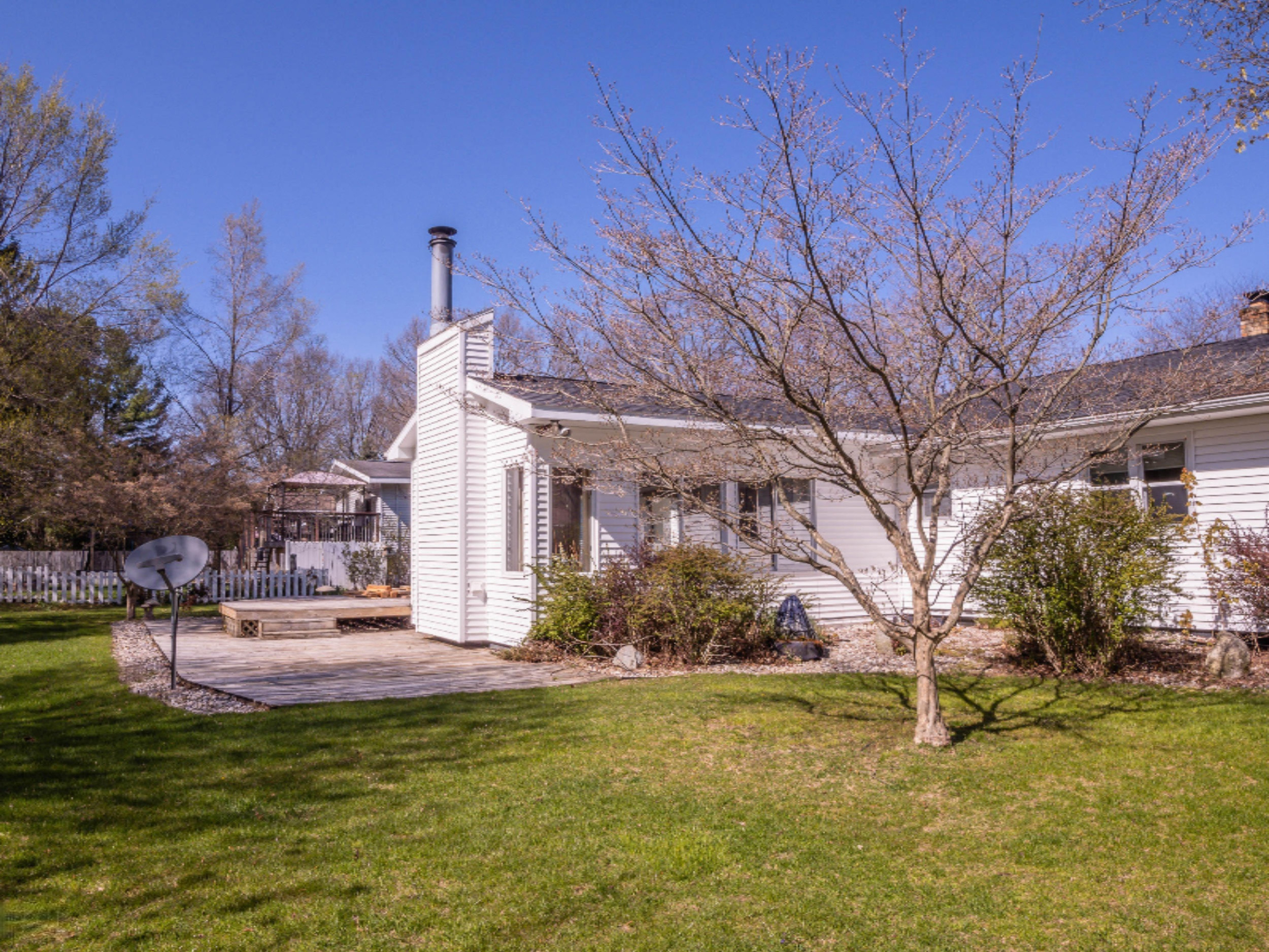 219 Pinecrest Road Whitehall, MI 49461 - Photo 45 of 45 jgallerie-5120151