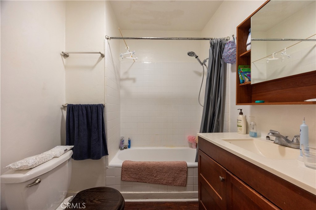 908 Summit Drive South Pasadena, CA 91030 - Photo 10 of 18 a bathroom with a sink a toilet and shower
