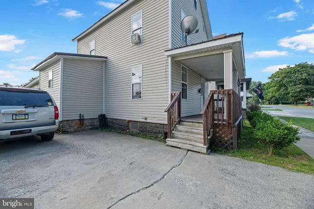 a view of a car garage