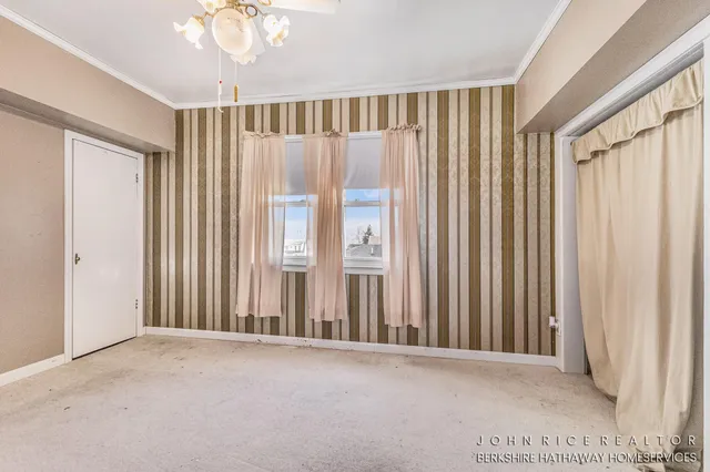 $199,900 | 428 West Walnut Street, Hastings, MI 49058