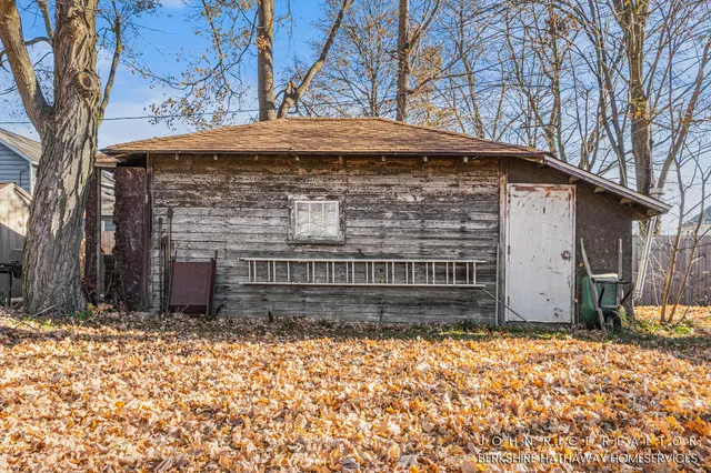 $189,900 | 428 West Walnut Street, Hastings, MI 49058