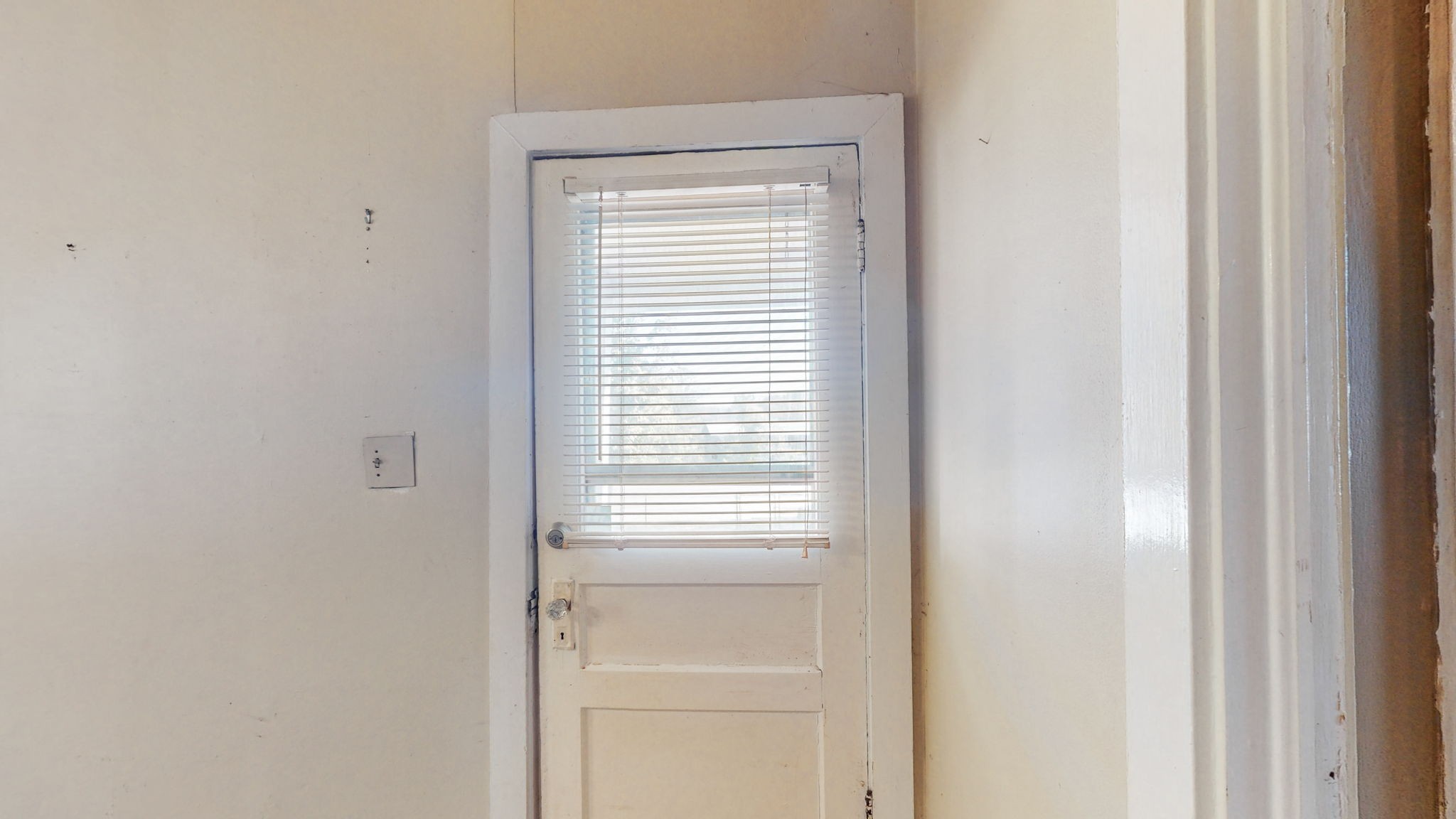 710 Canoe Branch Road Lebanon, TN 37087 - Photo 5 of 65 a view of a closet from a window