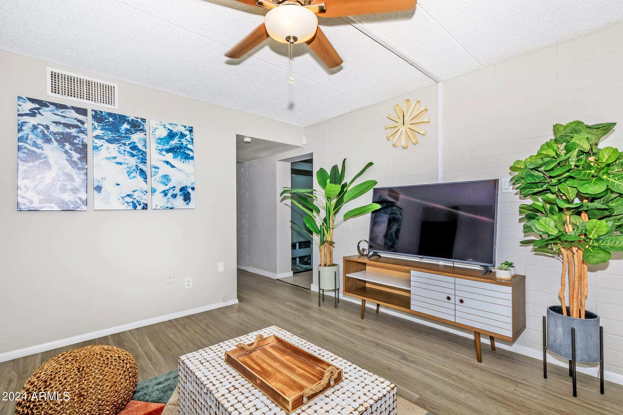 615 South Hardy Drive, Unit 3 Tempe, AZ 85281 - Photo 4 of 14 Living Room4