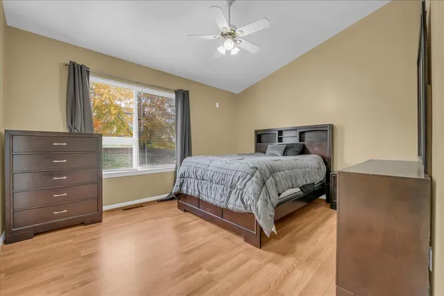 $299,900 | 5754 Lockwood Drive, Waterford, MI 48329