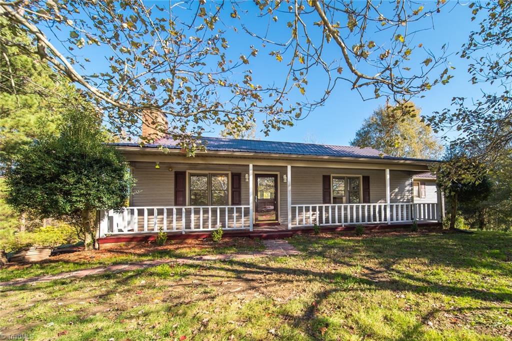 345 McClamrock Road Mocksville, NC 27028 - Photo 1 of 38 Gallery Image 1