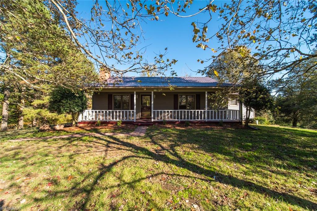 345 McClamrock Road Mocksville, NC 27028 - Photo 2 of 38 Gallery Image 2