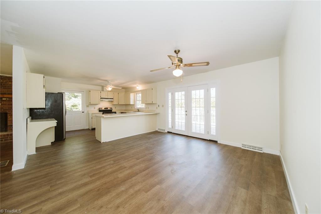 345 McClamrock Road Mocksville, NC 27028 - Photo 12 of 38 Gallery Image 12