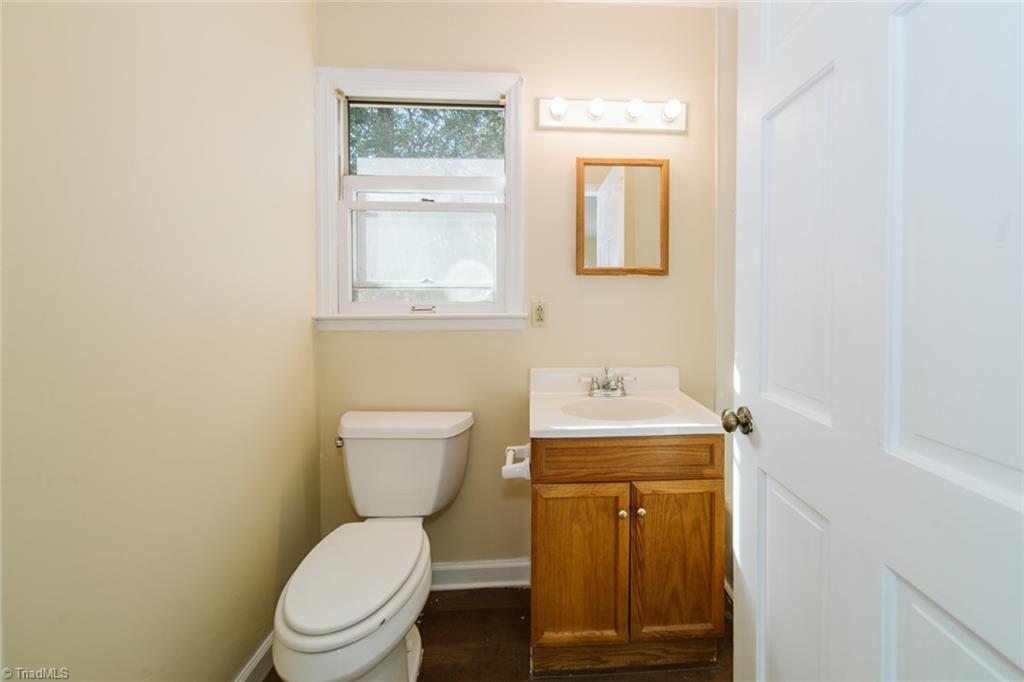 345 McClamrock Road Mocksville, NC 27028 - Photo 22 of 38 Gallery Image 22