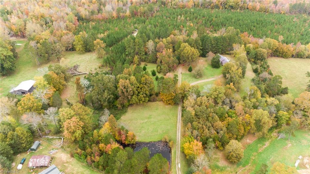 345 McClamrock Road Mocksville, NC 27028 - Photo 7 of 38 Gallery Image 7