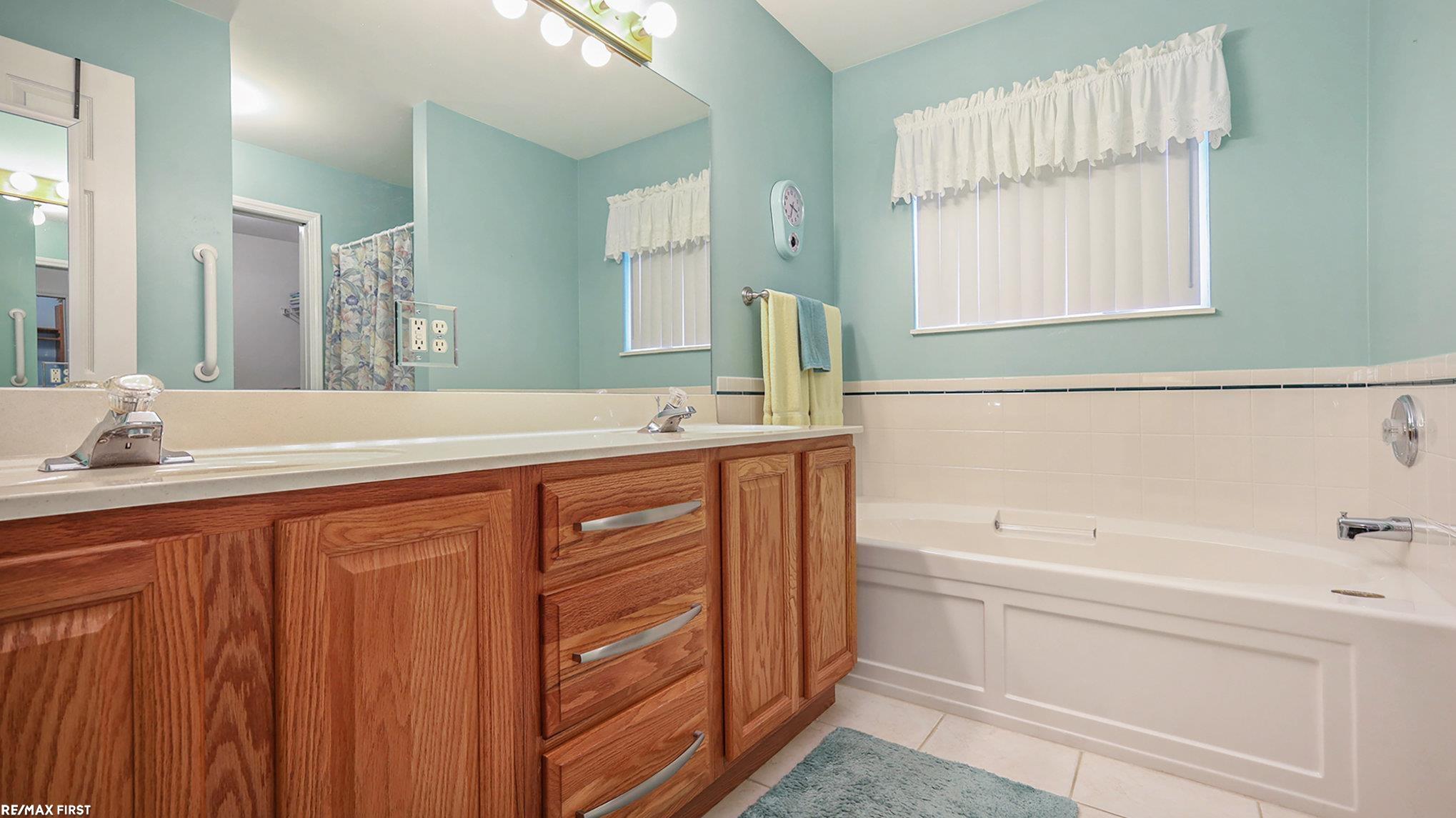 73 Rella Rae Avenue Marysville, MI 48040 - Photo 16 of 32 This 4 piece suite offers a large Shower, a deep soaker tub, dual sinks and a private lavatory area