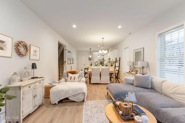 $3,500 | 2 Blair Court, Colonie, NY 12110