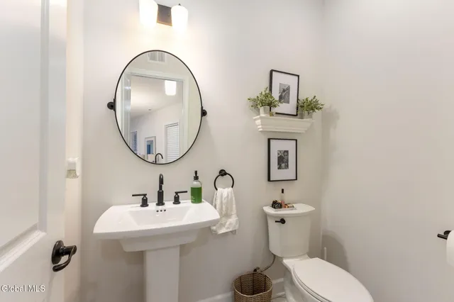 $3,500 | 2 Blair Court, Colonie, NY 12110