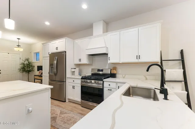 $3,500 | 2 Blair Court, Colonie, NY 12110