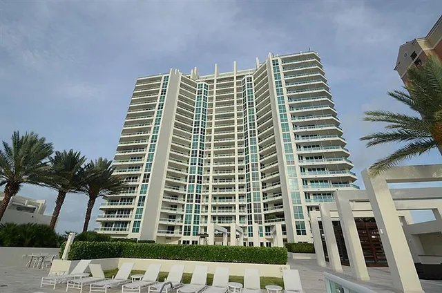 $8,985 | 101 South Fort Lauderdale Beach Boulevard, Unit 1206, Fort Lauderdale, FL 33316