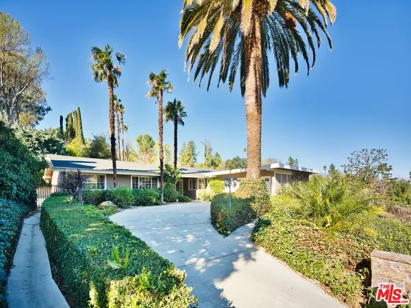 $7,250 | 4863 Don Juan Place, Woodland Hills, CA 91364