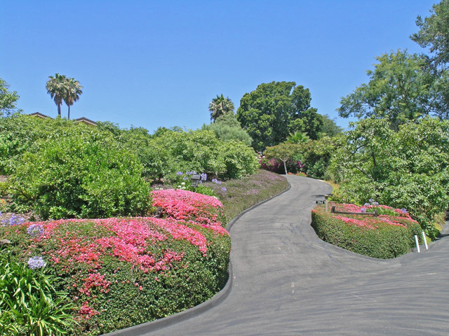 3764 Foothill Road Santa Barbara, CA 93110 - Photo 8 of 32 Entrance to Property