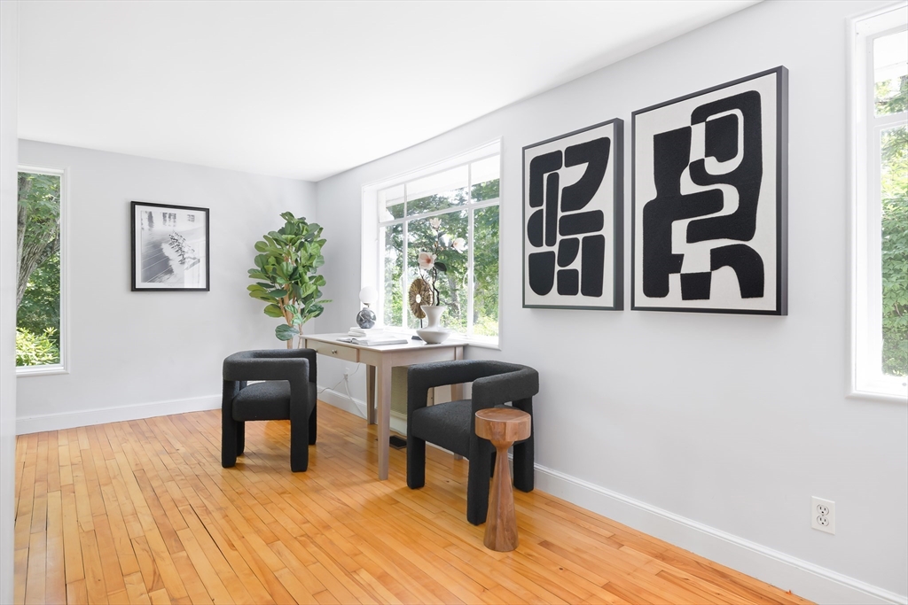 26 Kimlo Road Wellesley, MA 02481 - Photo 6 of 27