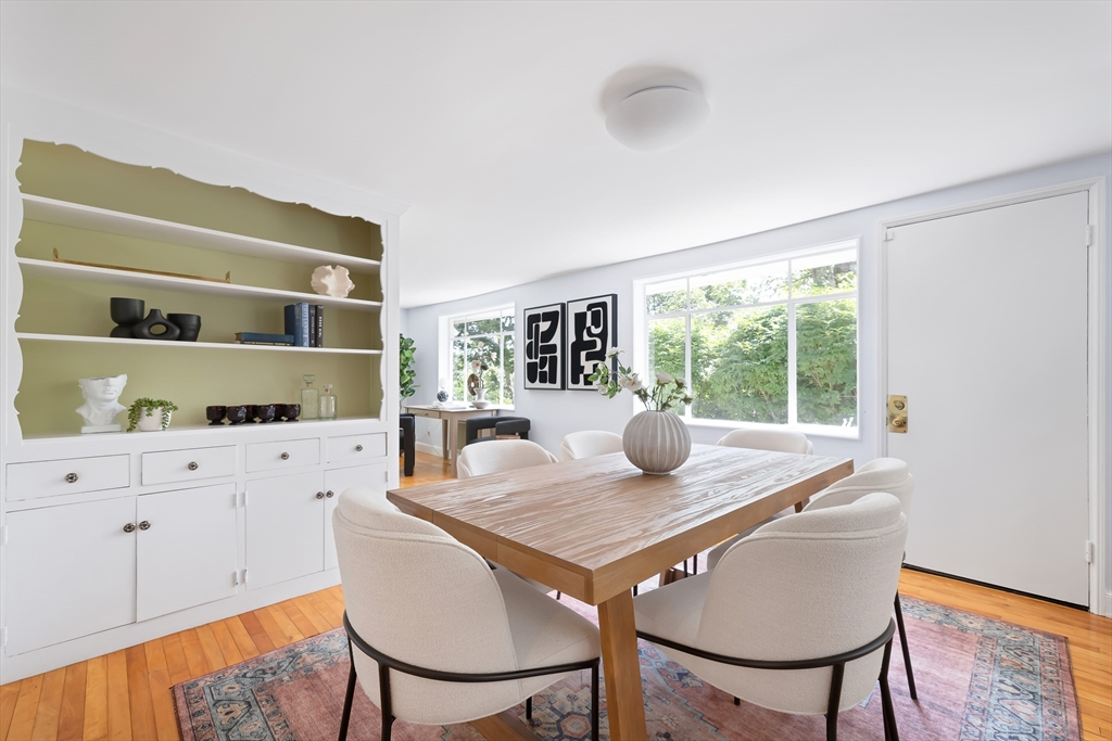 26 Kimlo Road Wellesley, MA 02481 - Photo 7 of 27