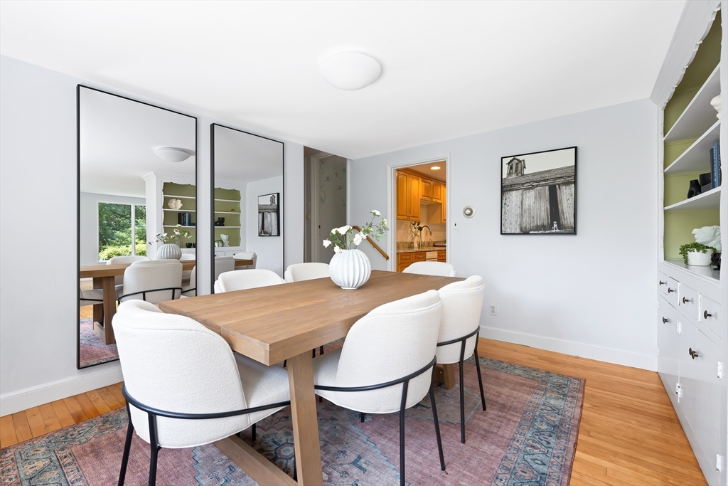 26 Kimlo Road Wellesley, MA 02481 - Photo 8 of 27