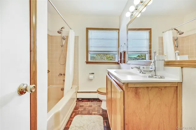 $1,199,000 | 7 Park Circle, Cedarhurst, NY 11516