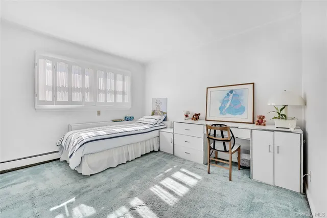 $1,199,000 | 7 Park Circle, Cedarhurst, NY 11516