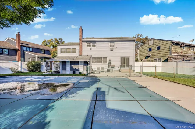 $1,199,000 | 7 Park Circle, Cedarhurst, NY 11516