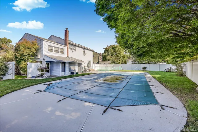 $1,199,000 | 7 Park Circle, Cedarhurst, NY 11516