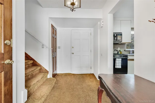 $1,199,000 | 7 Park Circle, Cedarhurst, NY 11516