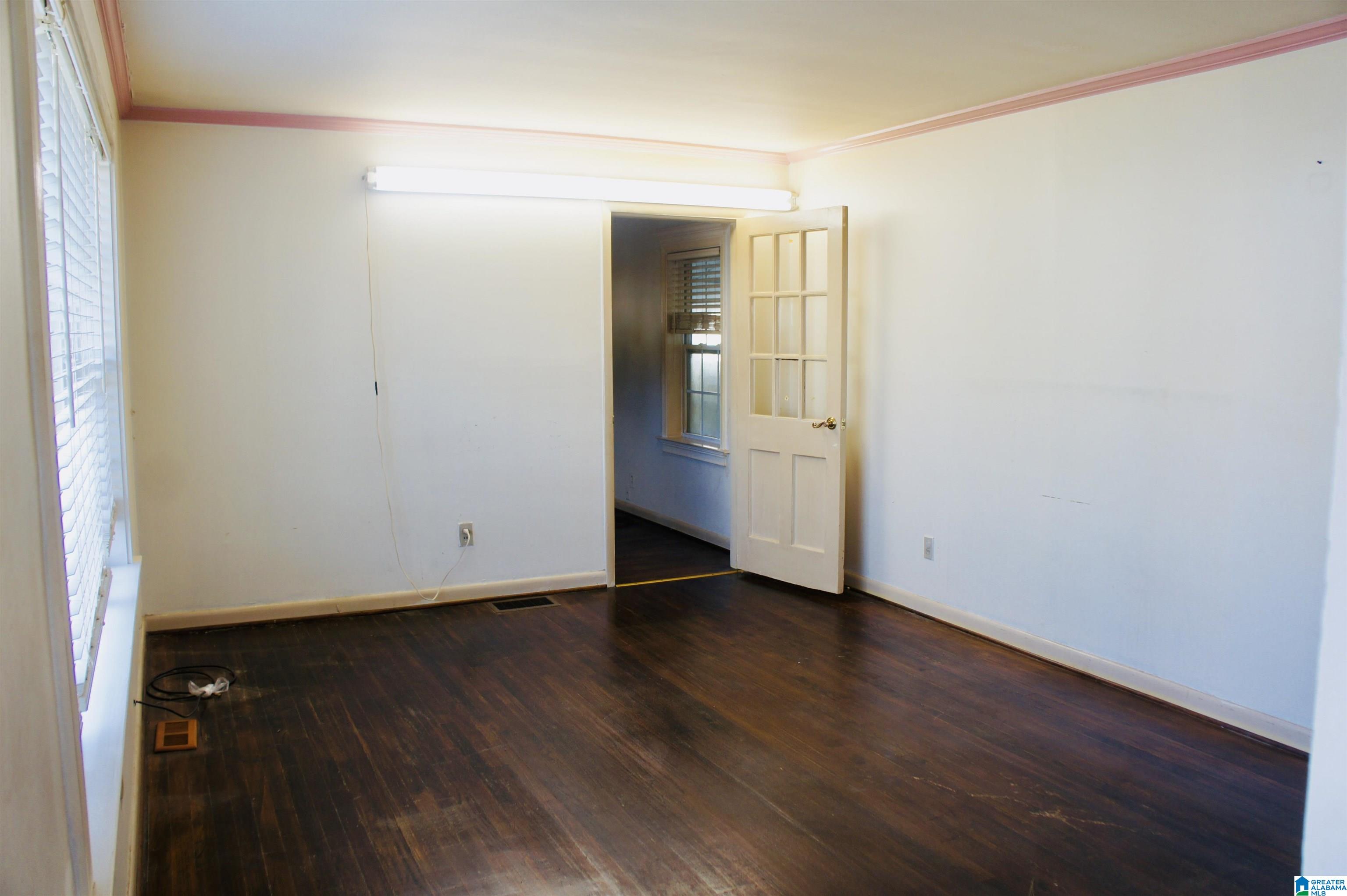113 Raleigh Avenue Birmingham, AL 35209 - Photo 10 of 17