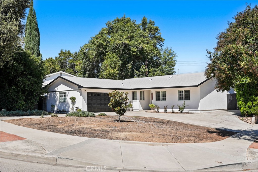 762 Talbert Avenue Simi Valley, CA 93065 - Photo 2 of 59 Gallery Image 2