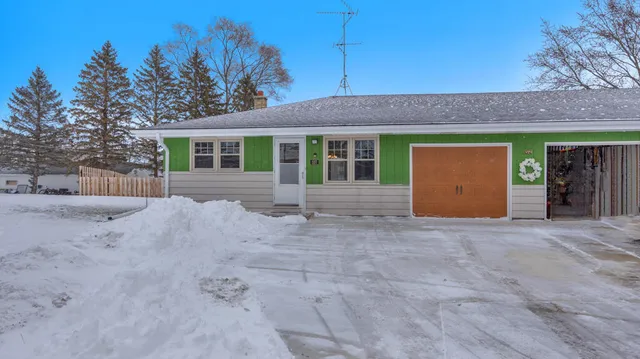 $185,000 | 107 Pony Lane, Unit 107, Plymouth, WI 53073