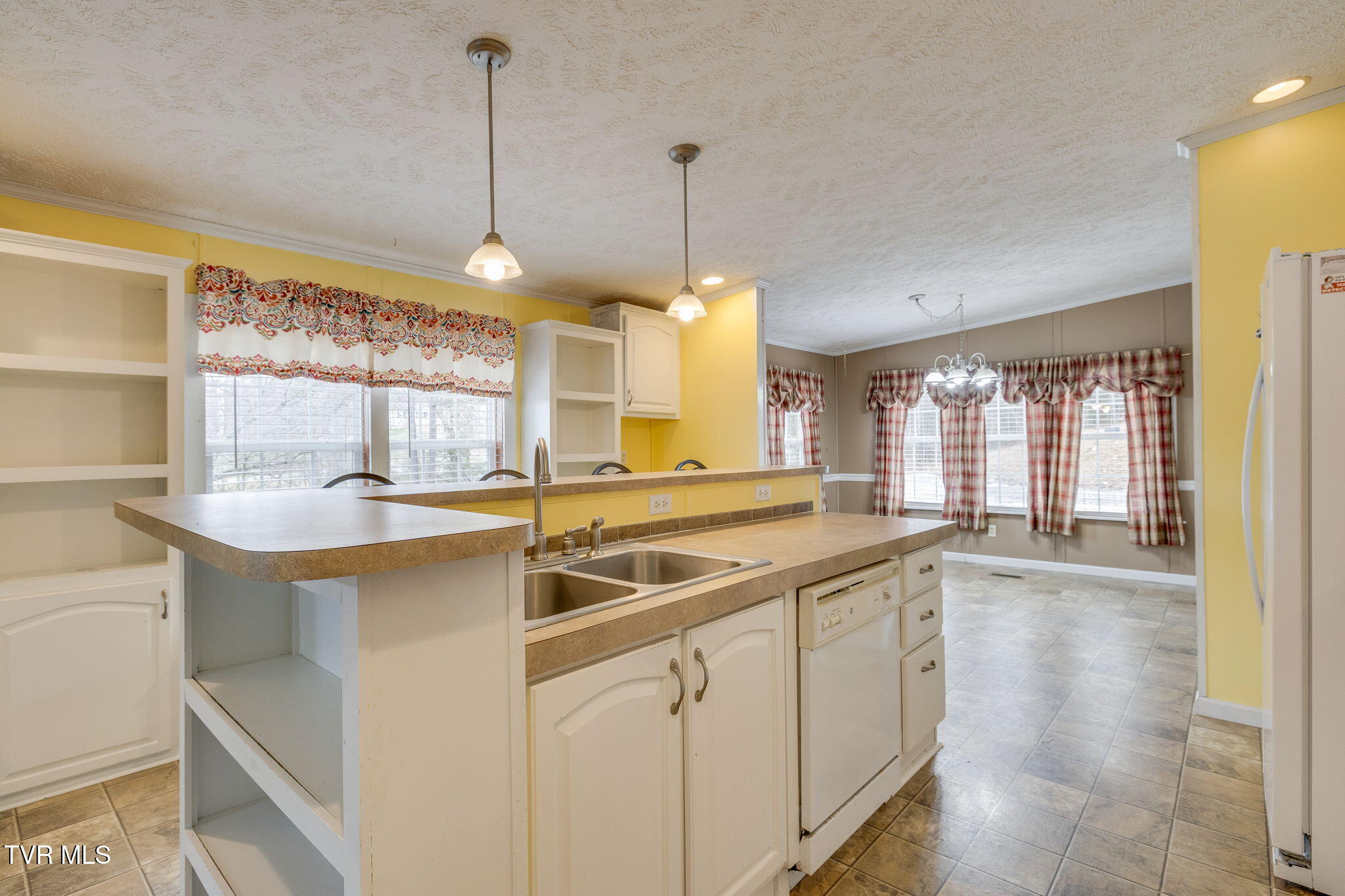 160 Keller Road Afton, TN 37616 - Photo 12 of 39 011