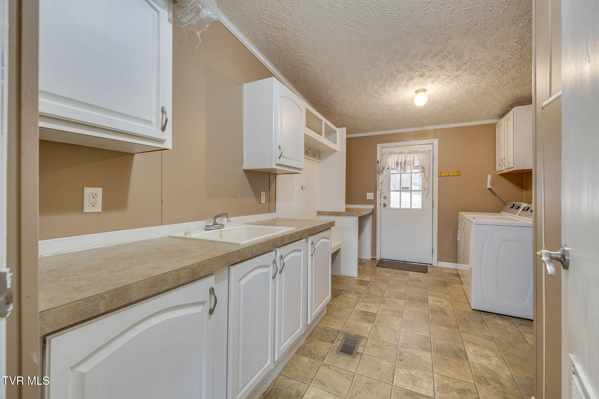 160 Keller Road Afton, TN 37616 - Photo 30 of 39 029