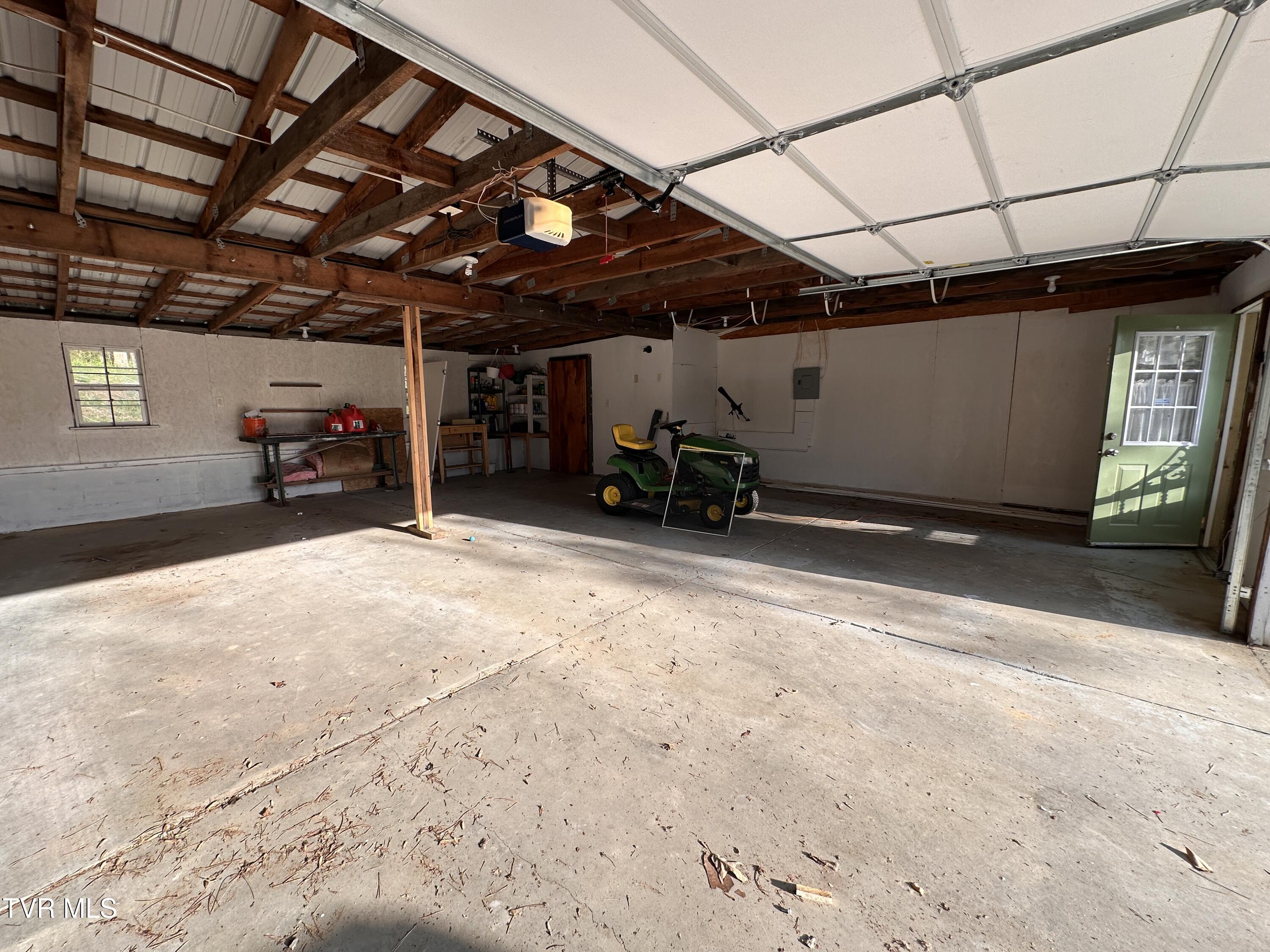 160 Keller Road Afton, TN 37616 - Photo 33 of 41 20260403_124439284_iOS