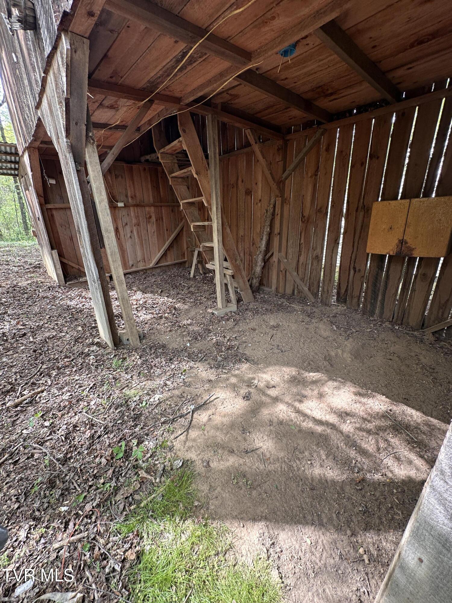 160 Keller Road Afton, TN 37616 - Photo 36 of 41 20260413_192053757_iOS