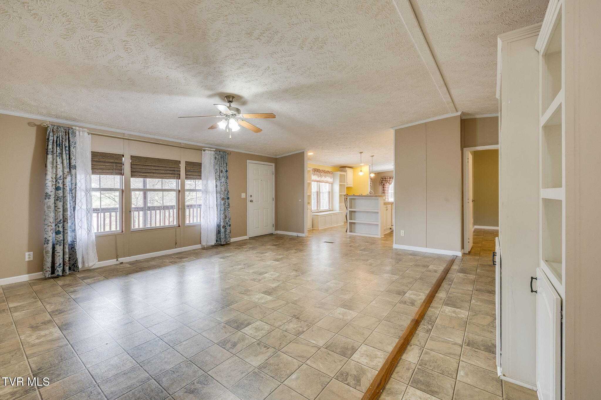 160 Keller Road Afton, TN 37616 - Photo 8 of 39 007