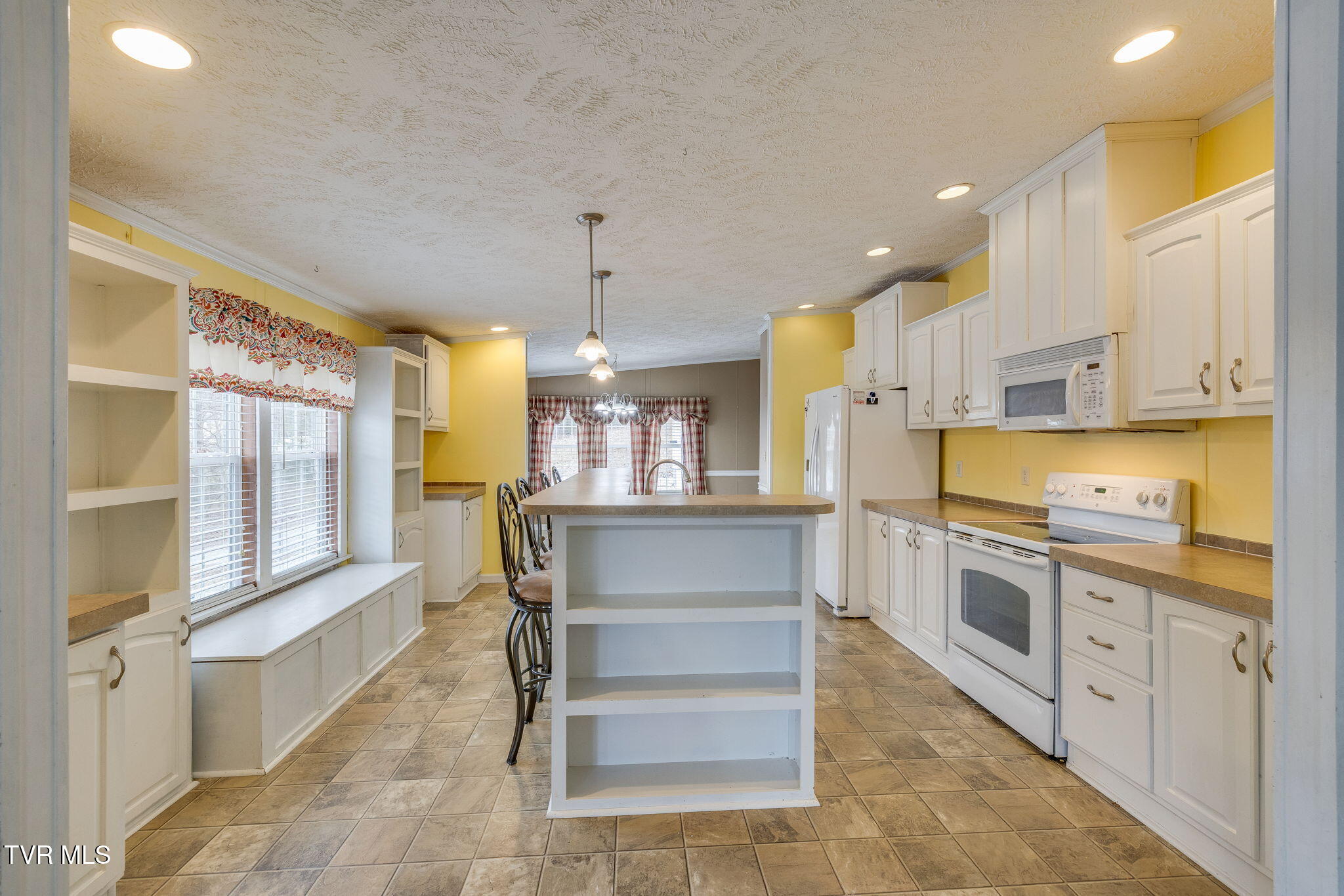 160 Keller Road Afton, TN 37616 - Photo 9 of 39 008