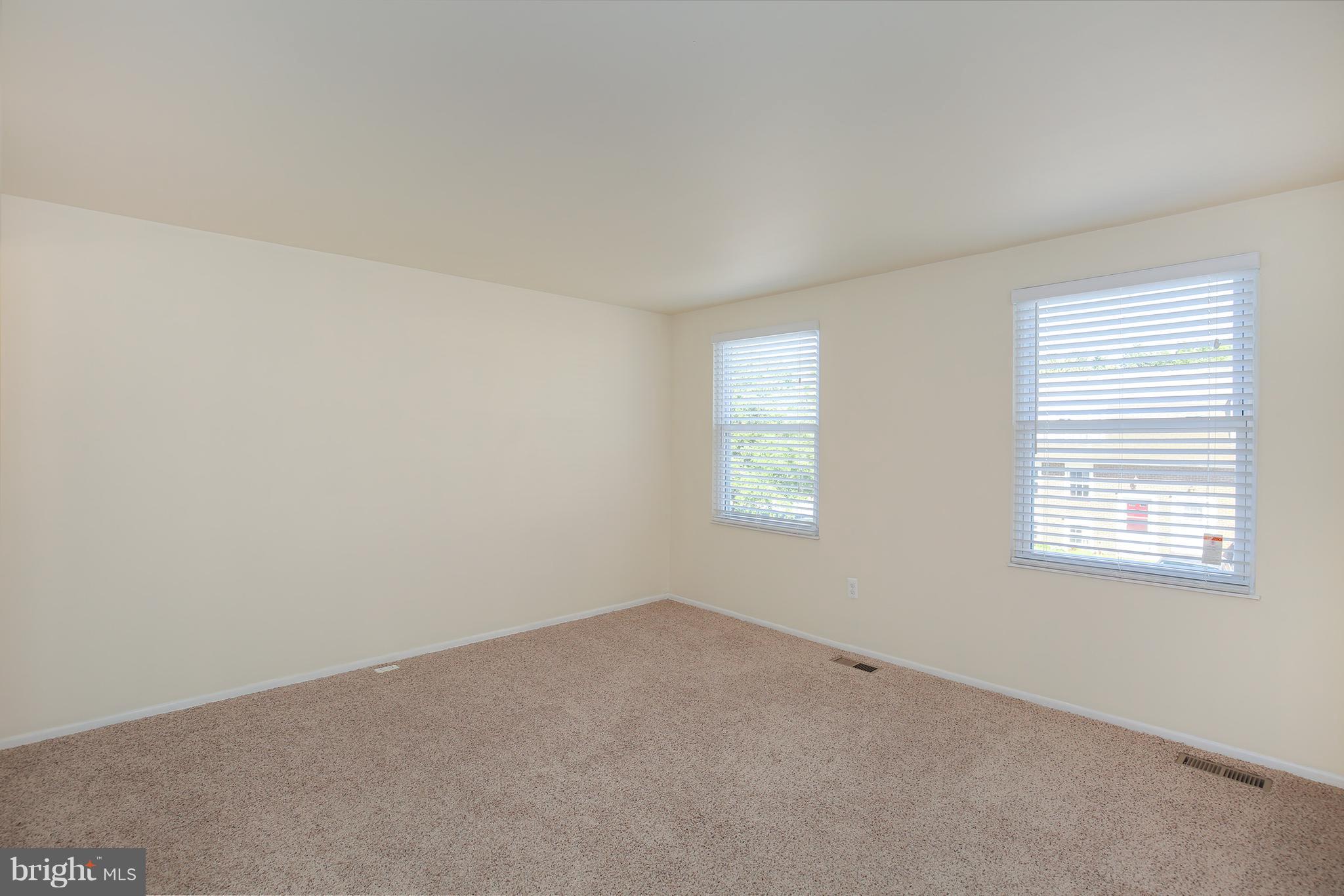 17555 Kohlhoss Road Poolesville, MD 20837 - Photo 13 of 24 an empty room with a window
