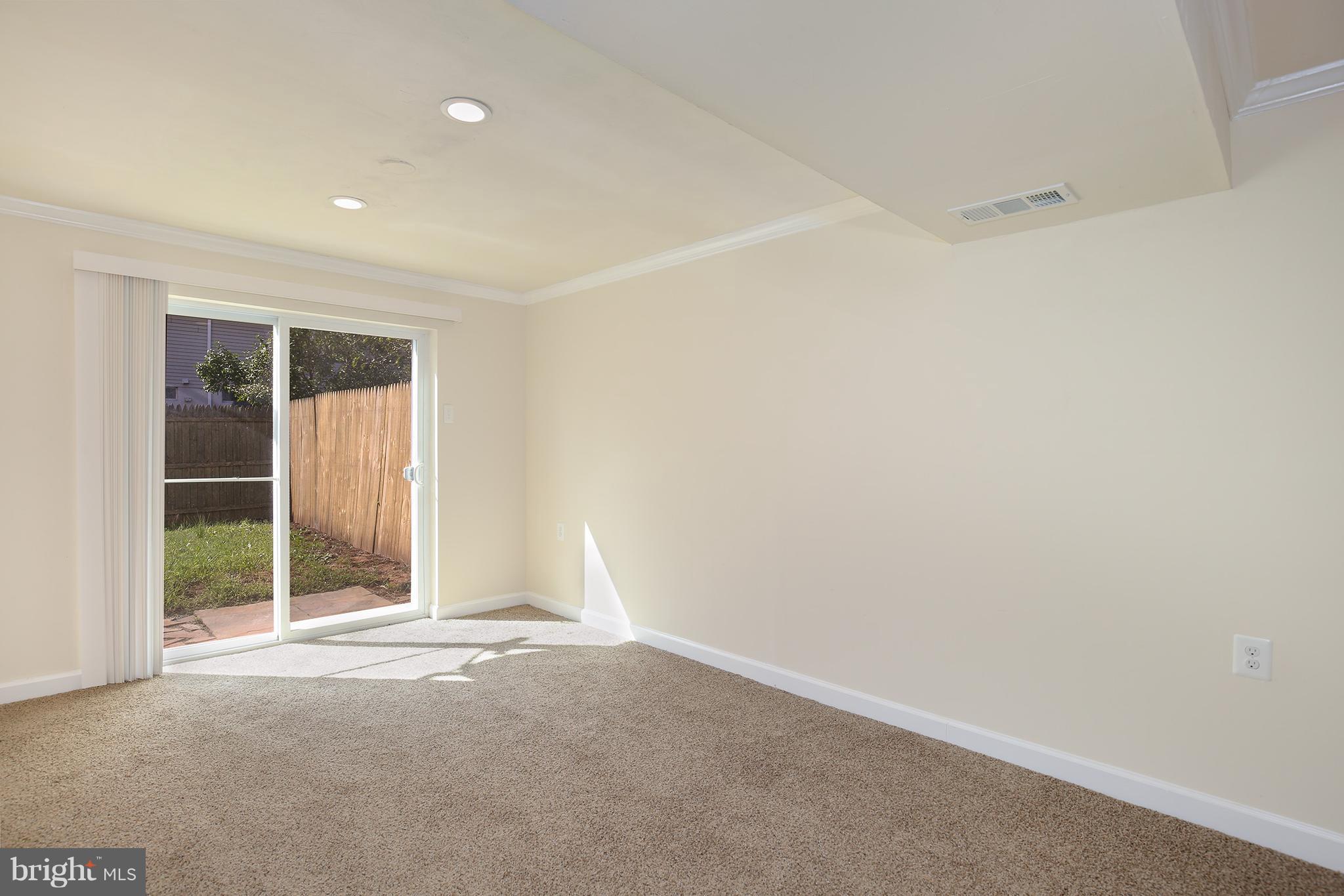 17555 Kohlhoss Road Poolesville, MD 20837 - Photo 18 of 24 a view of an empty room