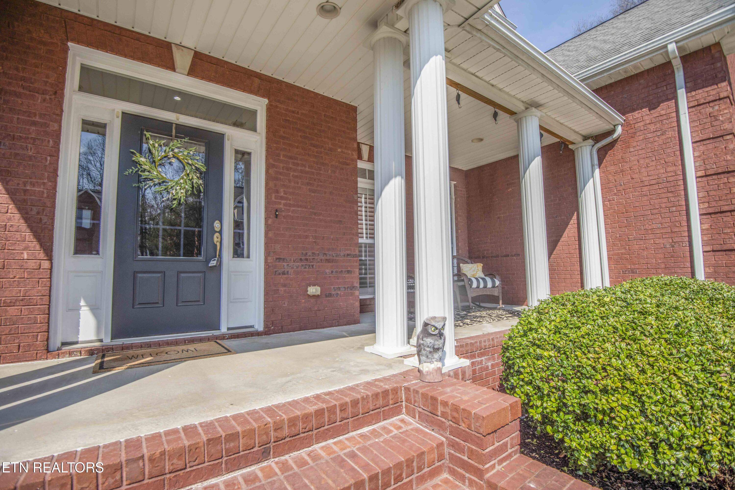 915 Crown Ridge Ln, Powell, TN 37849 - Photo 4 of 60 4_1